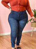 “ Súper Peachy!” High Waisted Apple Shape Booty Jeans (size 14-24)