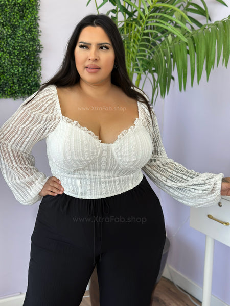 “Soy Así!” Classy Lace Top